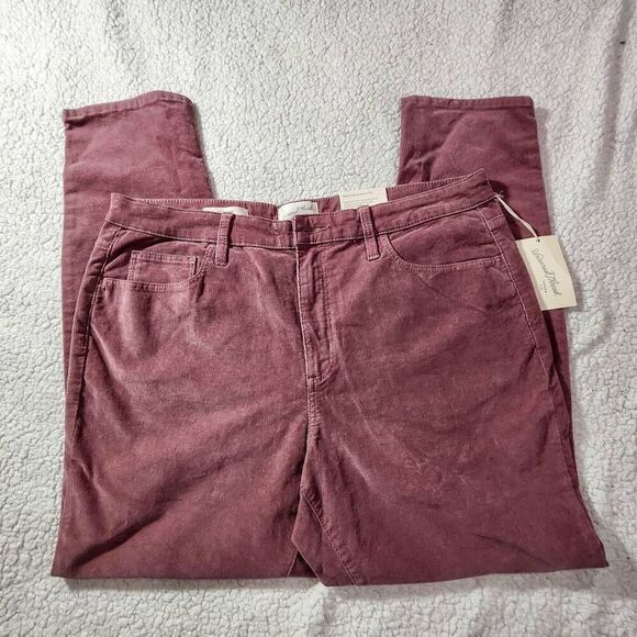 Universal Thread  NWT corduroy jeans high Rise Size 16/33 - Picture 1 of 6